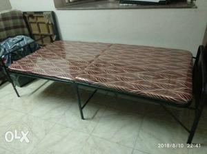 Foldable steel bed With Mattress