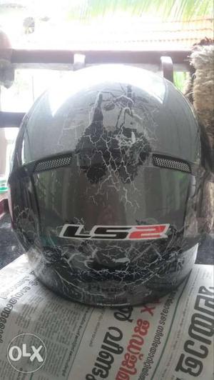 Gray LS2 Full-face Helmet