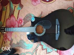 Guitar not used brand new condition with extra