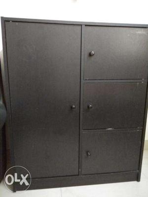 Medium size gently used Wardrobe sell. Height 39 inch, Width