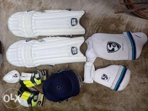 Pair Of Cricket Gear Set,only15 match use, almost new...