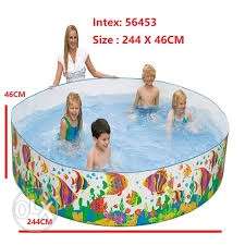 Portable Pool with FREE Float. Size: 5' 10".