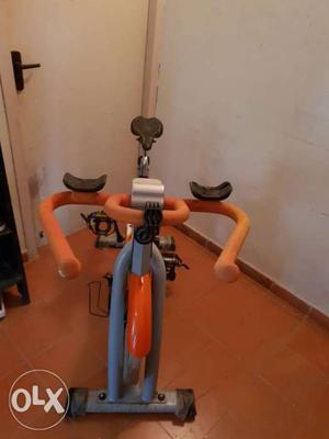 Spin bike 3 years old, in good condition.