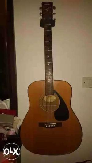 Yamaha F210 Acoustic guitar. Great for beginners