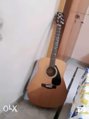 Yamaha F310 guitar
