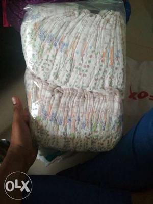 Baby Diaper 50 Pc Rs 300