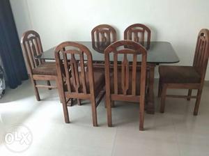Dainnig table good condition low price