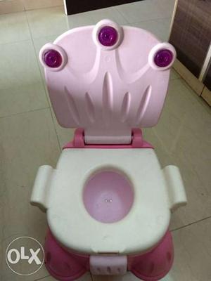 Fischer Price baby toilet chair. Good condition.
