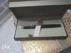 New parker pen...very heavy best quality..seal