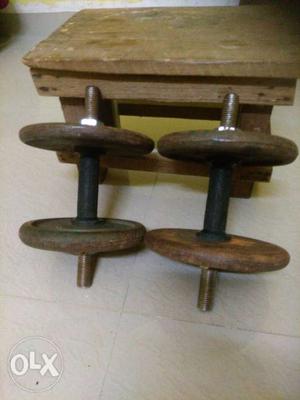 Set of 10 Kg Each Iron Dumbbells want to sell