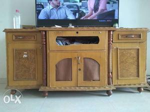 Tv table in working condition
