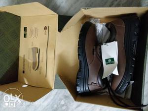 Woodland safety shoes Size - Uk7 Condition -