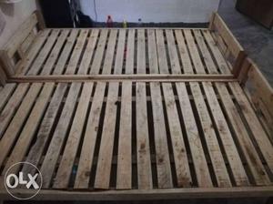 2PCS wooden bed at good condition..
