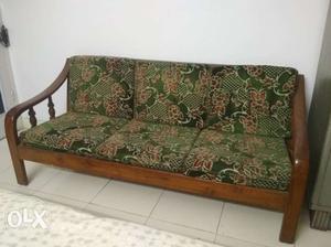 3 seater sofa (pure teak) with table