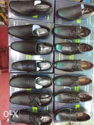 Black formal shoes price per pair