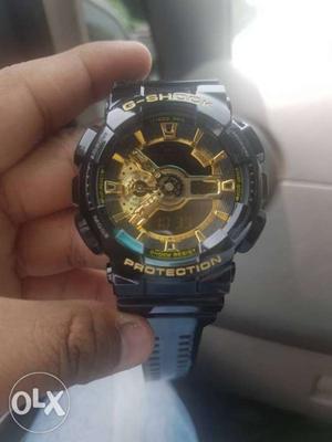 Casio G-SHOCK brand new with its box all chrono