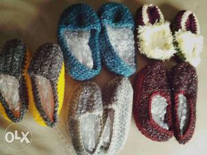 Hand knitted baby boots for different age group