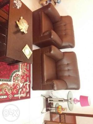 Italian leather sofa brand new for immediate sale