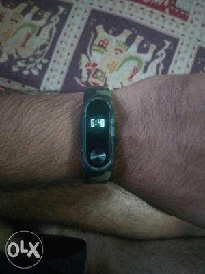 Mi band hrx very good condition with under
