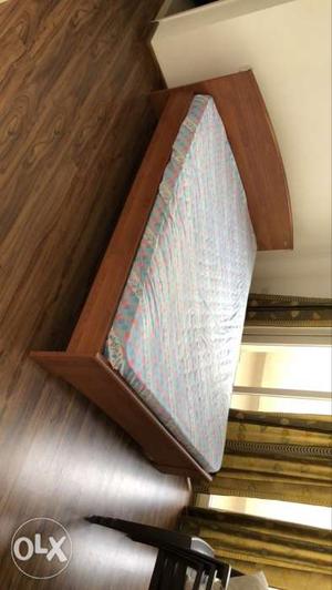 Queen Bed with mattress (V good condition)