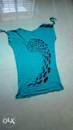 Women's 3 Teal Blouse, used once, no damage.