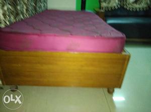 Wooden bed with Dewan 6x3 feet without mattress
