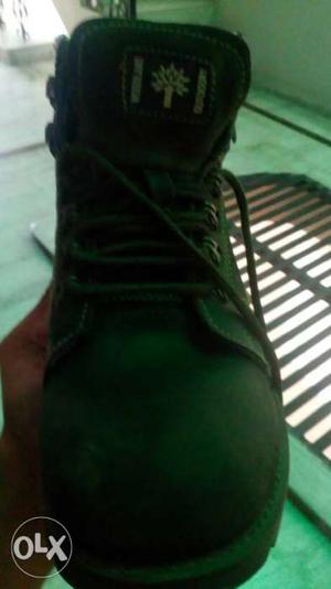 Woodland shoes in box pack. 1 din bhi use nhi hue size 8