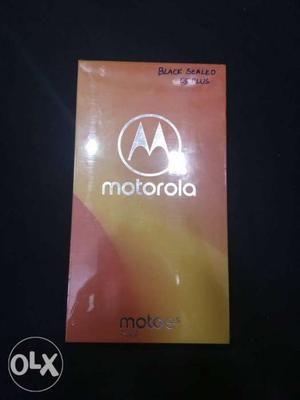 Brand new sealed moto e5 plus black available with full box