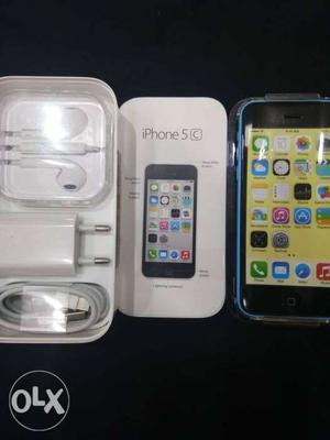 Goid condition Apple iPhone 5c 16gb with full kit