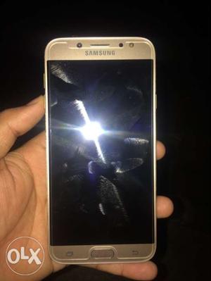 I want to sell my Samsung galaxy j7 pro 64gb gold