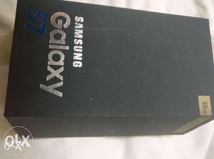 New condition samsung galaxy s7 edge 32gb gold clr at low