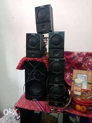 5.1 Philips speaker in good condition