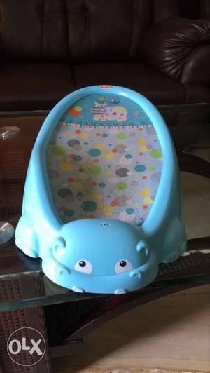 Babybather by FisherPrice in excellent condition