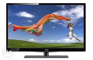 Black Hundai Flat Screen TV