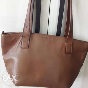 Brown Leather Tote Bag Screenshot