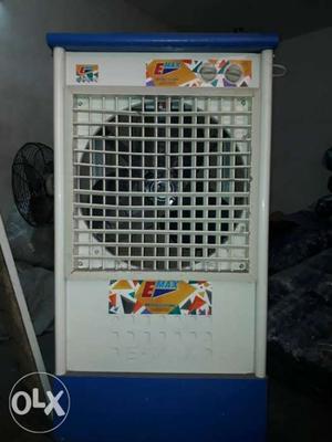 Cooler sale in very gud condition bahit ghat