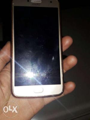 I want to sale Moto G5 plus its in good condition