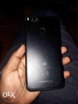 Mi A1 7month used in warranty 5month one time