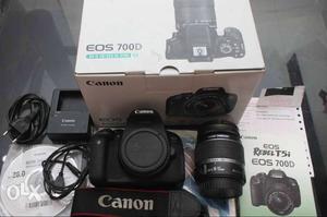 Canon 700d with box charger and warrenty card