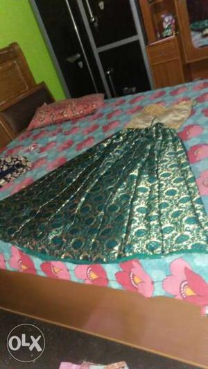 Golden crop top and printed skirt price negotiable