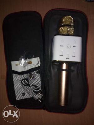 High quality wireless singing mic built with