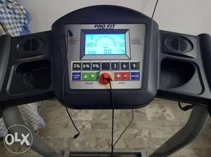 Pro Fit mechanical treadmill as good as new.