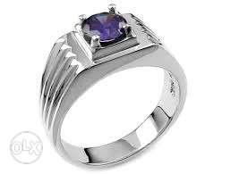 Silver-colored Solitaire Ring With Purple Gemstone