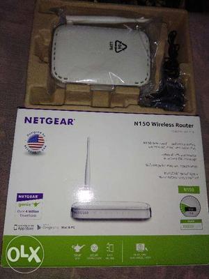 Sparingly Used NEW BRAND NETGEAR N150 Router(1 month old)
