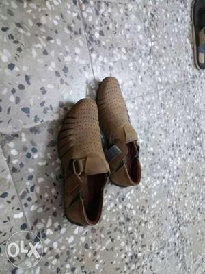 Unused loafers in good condition Size:8