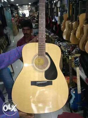 Yamaha acoustic Guitar with Thailand wood