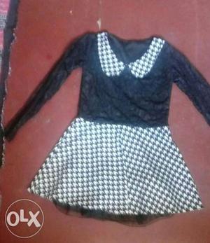 Black And White Houndstooth Long-sleeved Mini Dress