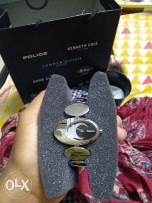 Fastrack watch with tag andwarranty card