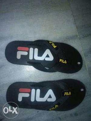 Fila and supreme slippers just 500 all size r available