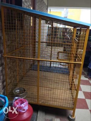 Heavy duty steel dog cage used only for 4 months